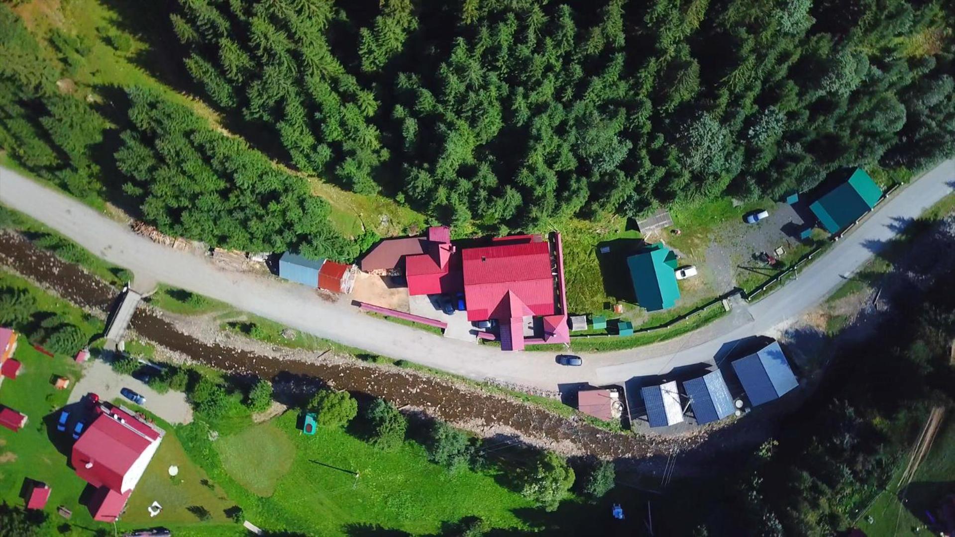 Hotel Berloga-Sinevir Synevyrsʼka Polyana Kamer foto